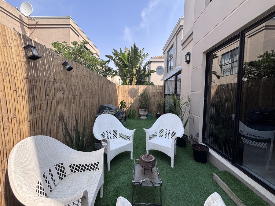 To Let 2 Bedroom Property for Rent in Parklands Western Cape